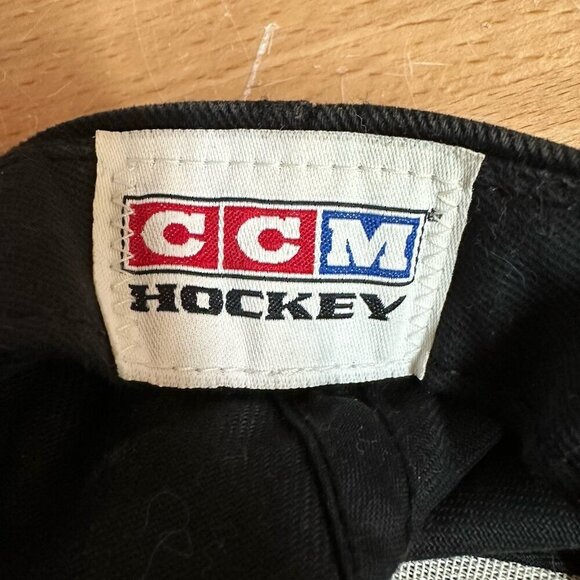 Vintage Sarnia Sting CCM Snap Back Hat Black Rare Canadian Hockey League - Picture 6 of 7